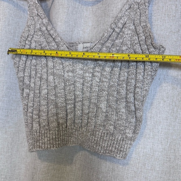 Debut Taupe Knit Crop Top - Picture 4 of 6